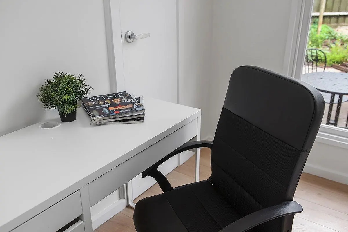 1/5 Saniky Street property photo 3
